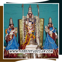 Venus Navagraha shrine at Thiruvelliyangudi temple devotees