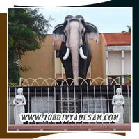 "Hindu pilgrimage tourism to Guruvayur Temple Kerala"